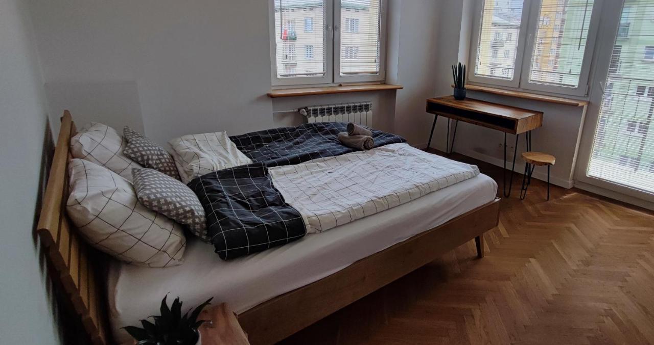 Przestronny Apartament W Centrum Apartment Варшава Екстериор снимка